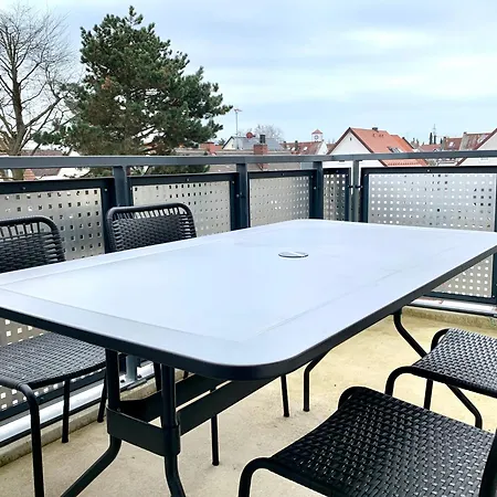 Apartman Modern 2-bedroom Near Messe 2-4 Guests *